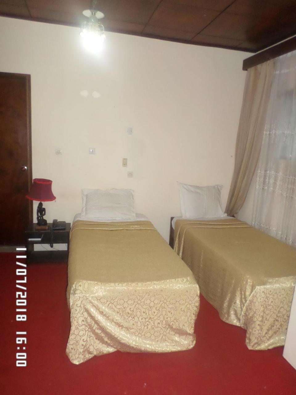 Hotel Azur Yaoundé Kültér fotó