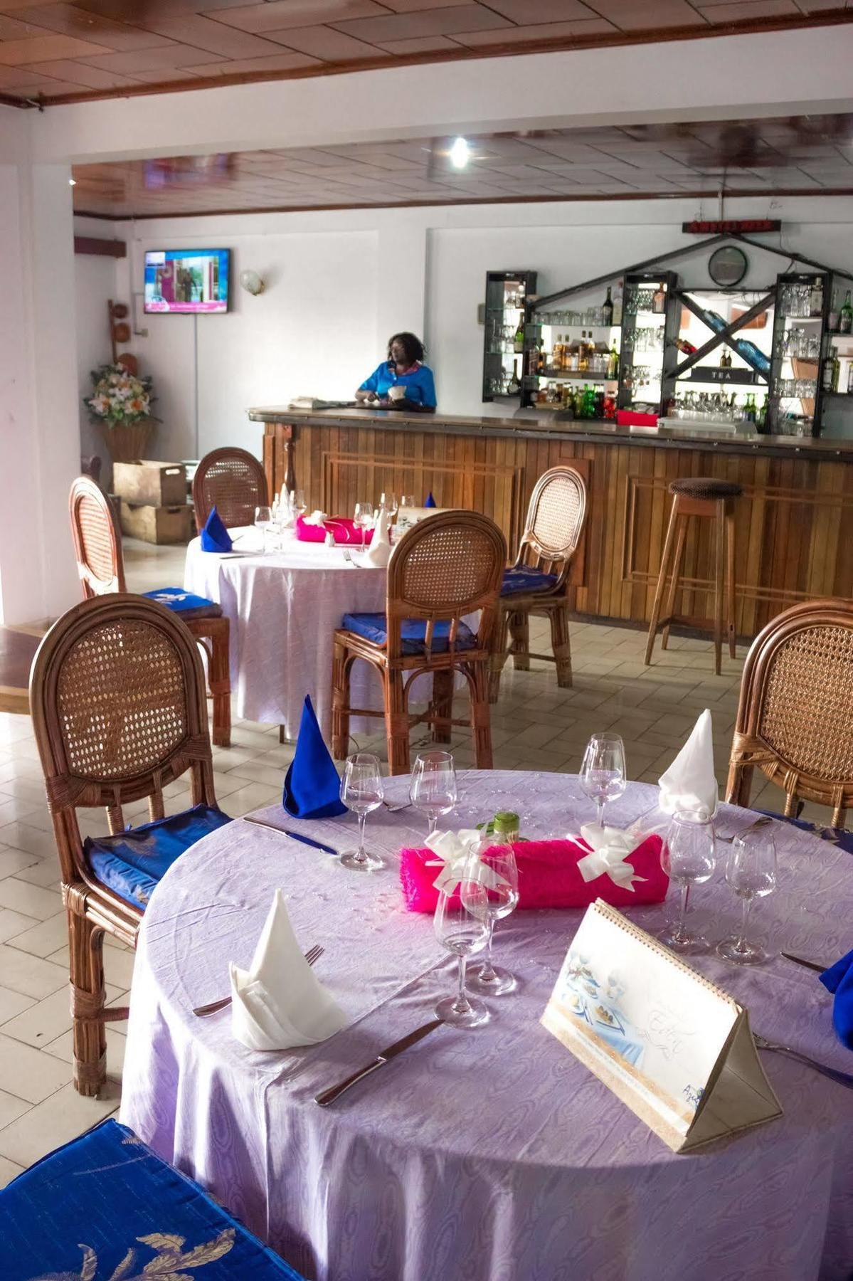Hotel Azur Yaoundé Kültér fotó