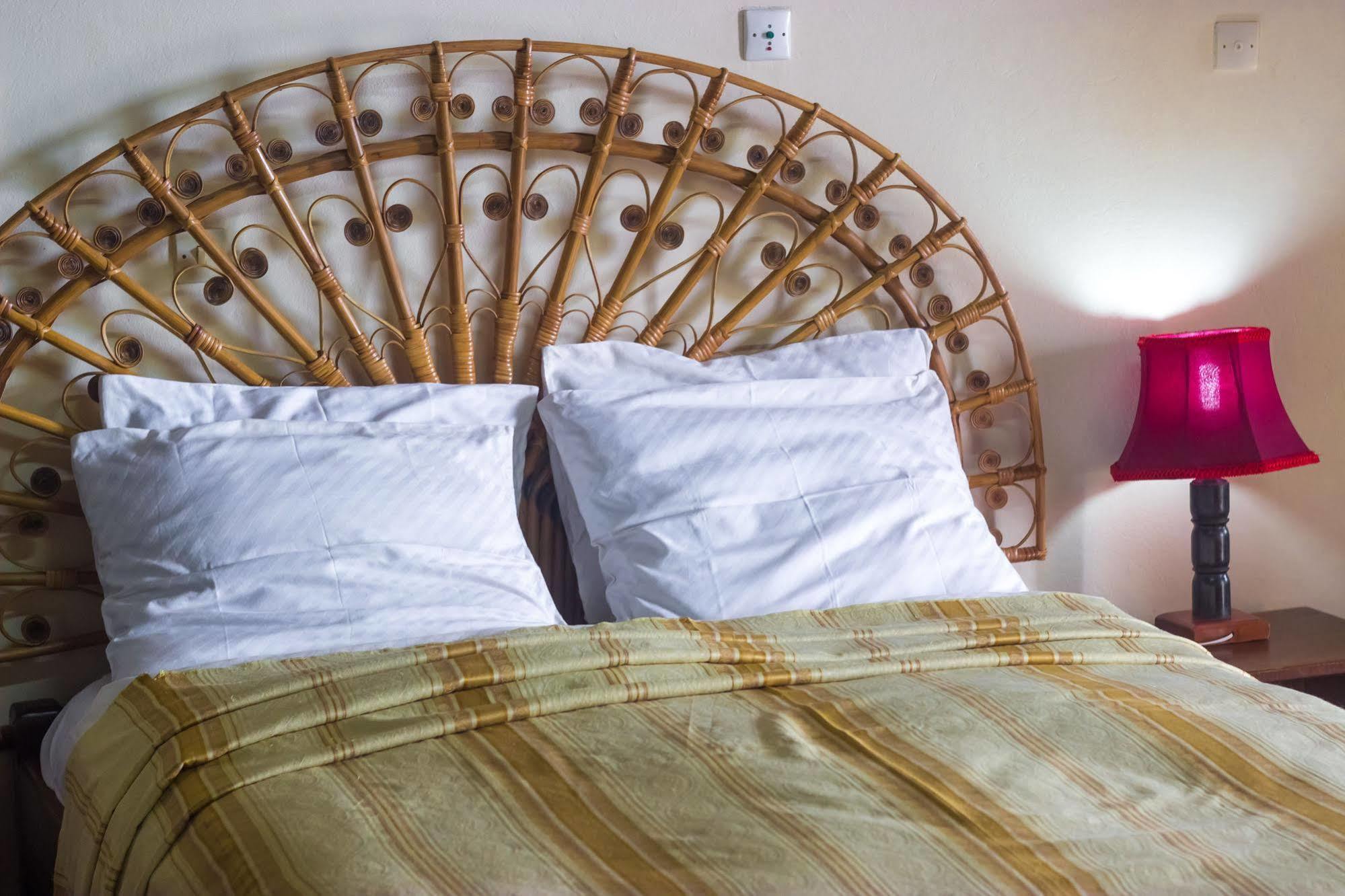 Hotel Azur Yaoundé Kültér fotó